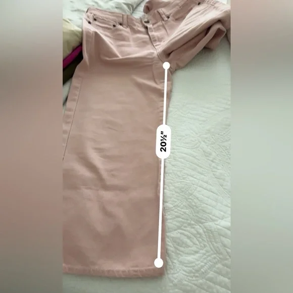 BCBGeneration long short Jean  for women Size 27 Rose
Smoke Cropped Gaucho - Picture 7 of 17